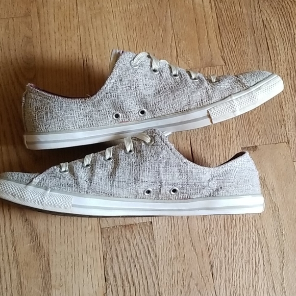 Women's Converse - Picture 3 of 8